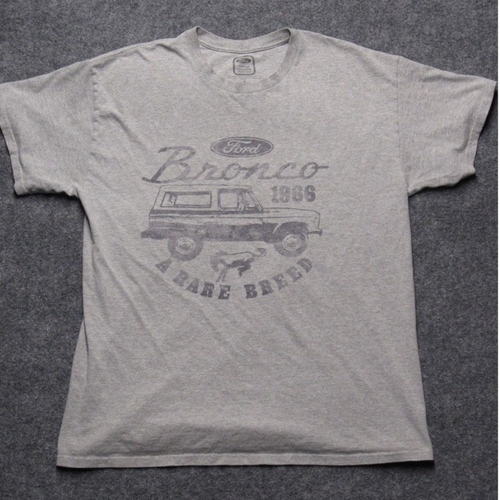 Ford Bronco 1966 A Rare Breed Graphic T-Shirt Mens Large Gray Heathered Tee